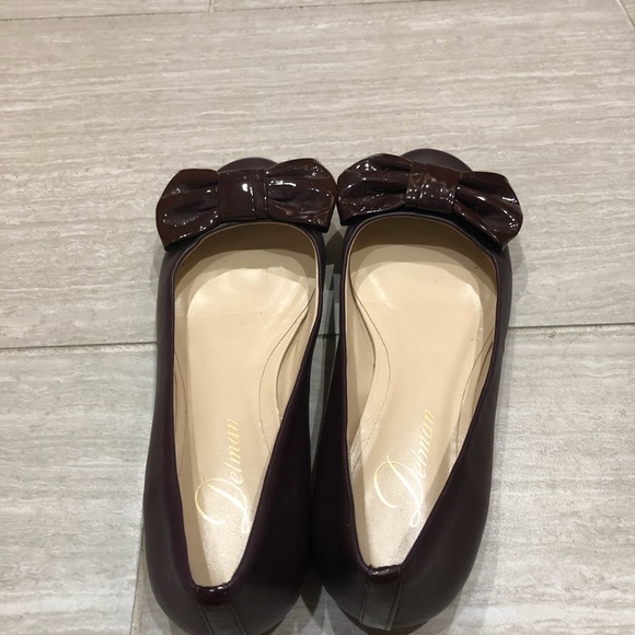 NWOT Delman burgundy maroon ballet flats Size 5.5 - Picture 2 of 5